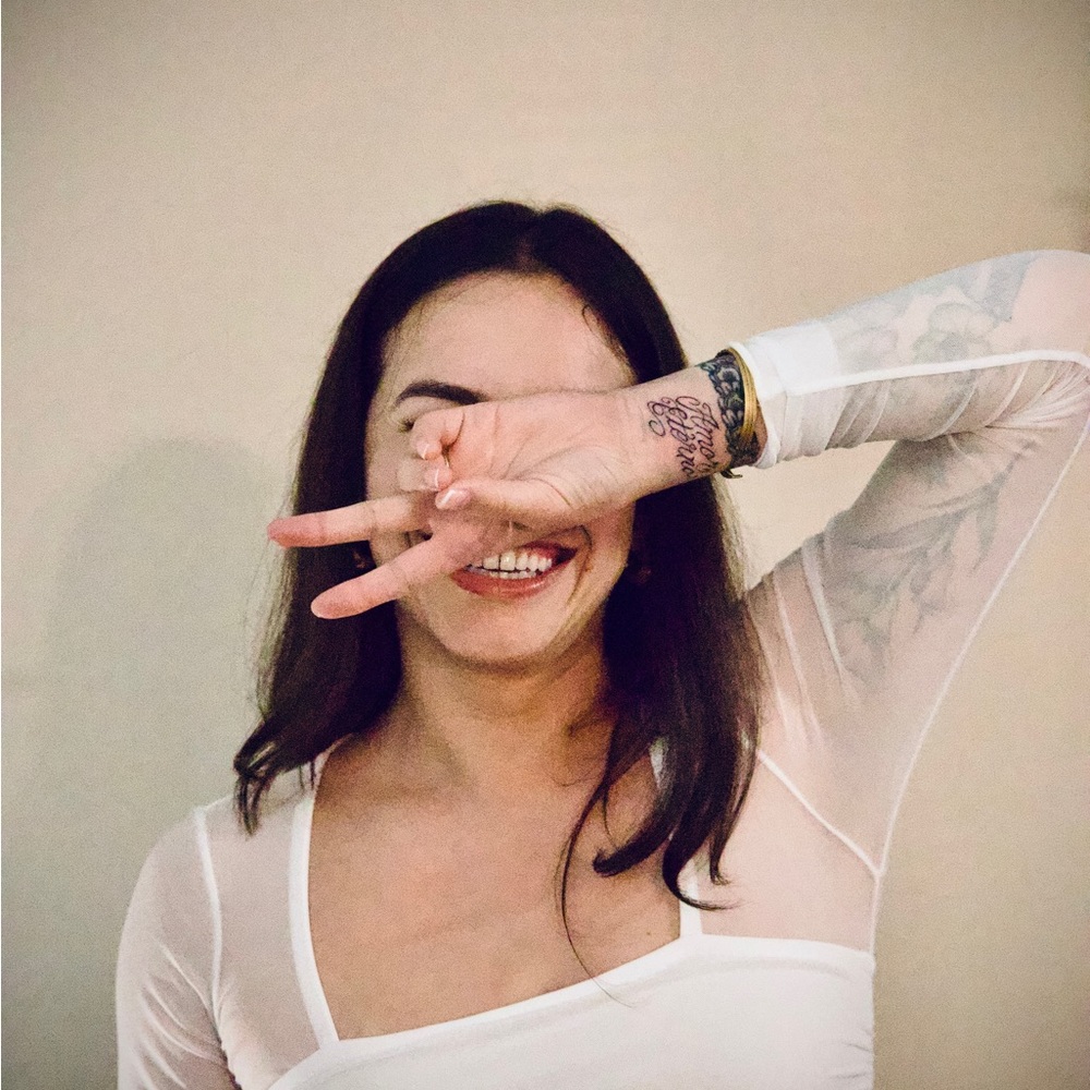 Classy white long sleeve dress